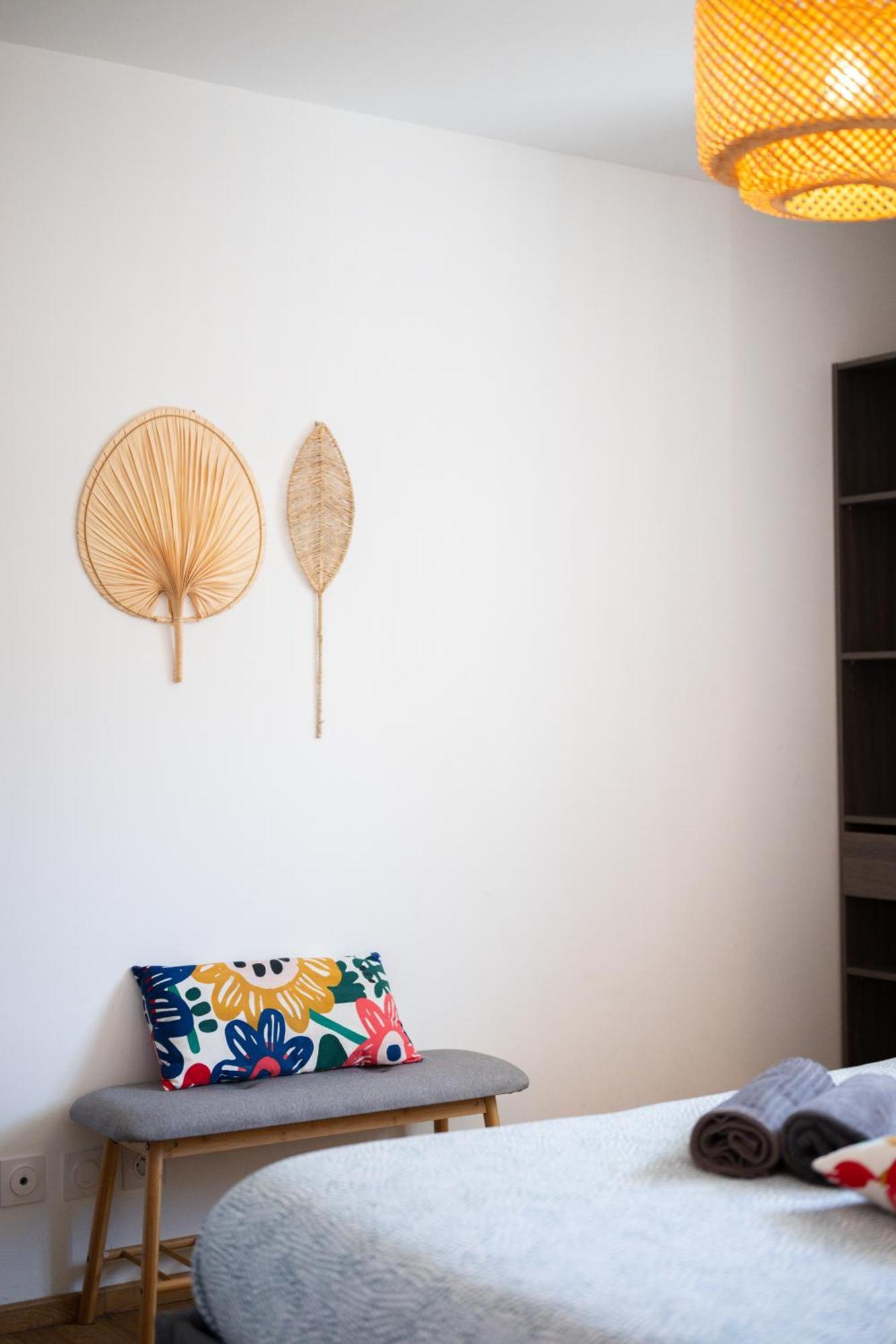 Cosy & Chill Appartements - 10 Min De La Mer - Jardin, Netflix, Terrasse, Fibre & Parking Cagnes-sur-Mer Exteriör bild